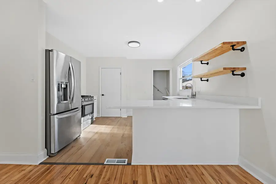 216 S 74th St, Milwaukee, WI 53214 - Image #2