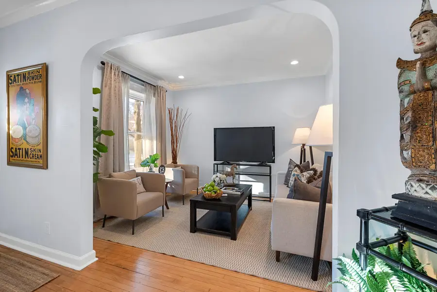 1926 E Bennett Ave, Milwaukee, WI 53207 - Image #3