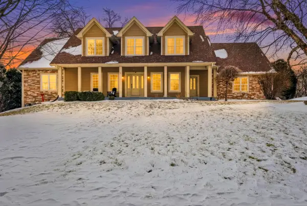 N97W14613 Rimrock Rd, Germantown, WI 53022