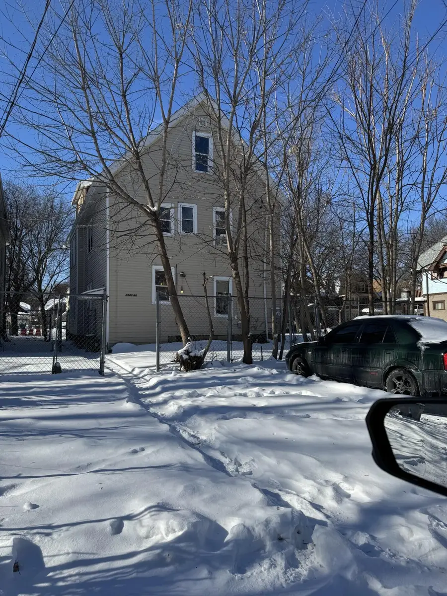 2342 N 45th St, Milwaukee, WI 53210 - Image #2