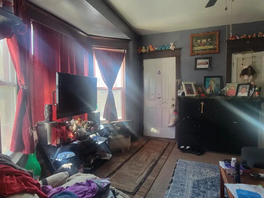 3612 W Scott St, Milwaukee, WI 53215 - Image #2