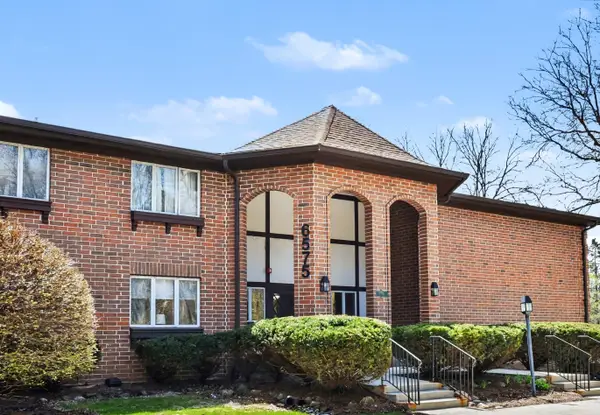 6575 N Green Bay Ave, Glendale, WI 53209