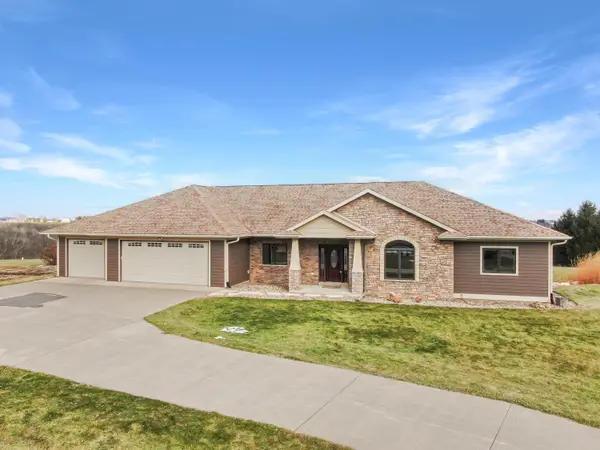 S3358 Hass Ln, Harmony, WI 54665