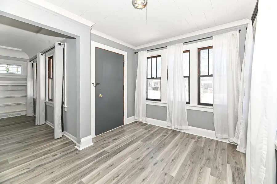 3128 S 9th Pl, Milwaukee, WI 53215 - Image #2