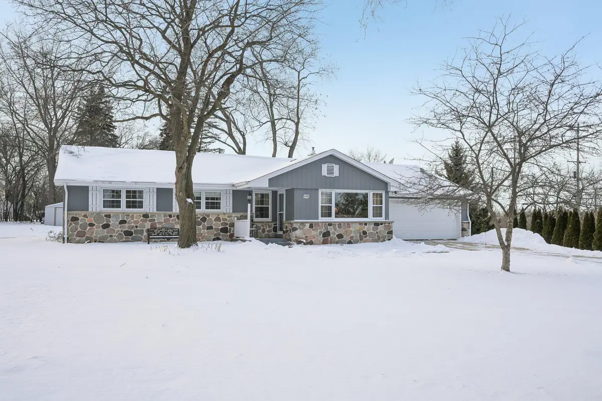 4785 Meadow View W, Brookfield, WI 53005 - Image #1