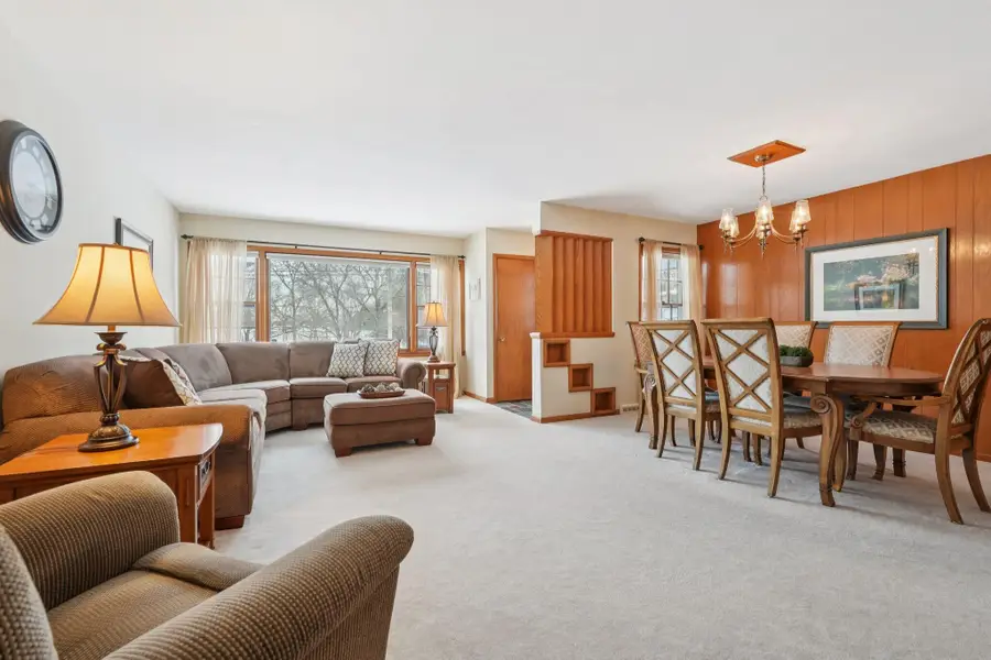 4785 Meadow View W, Brookfield, WI 53005 - Image #3