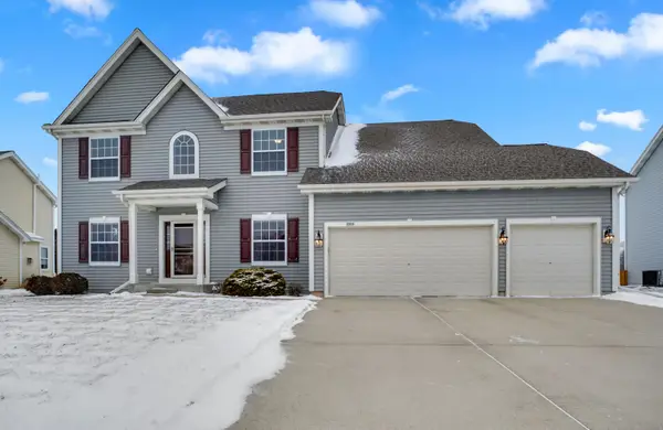 2368 Kiowa Dr, Grafton, WI 53024