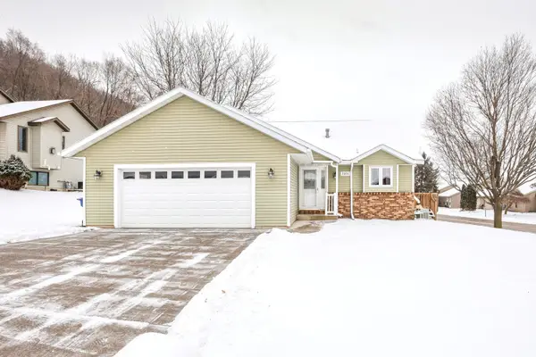 3606 Deerfield Pl, La Crosse, WI 54601