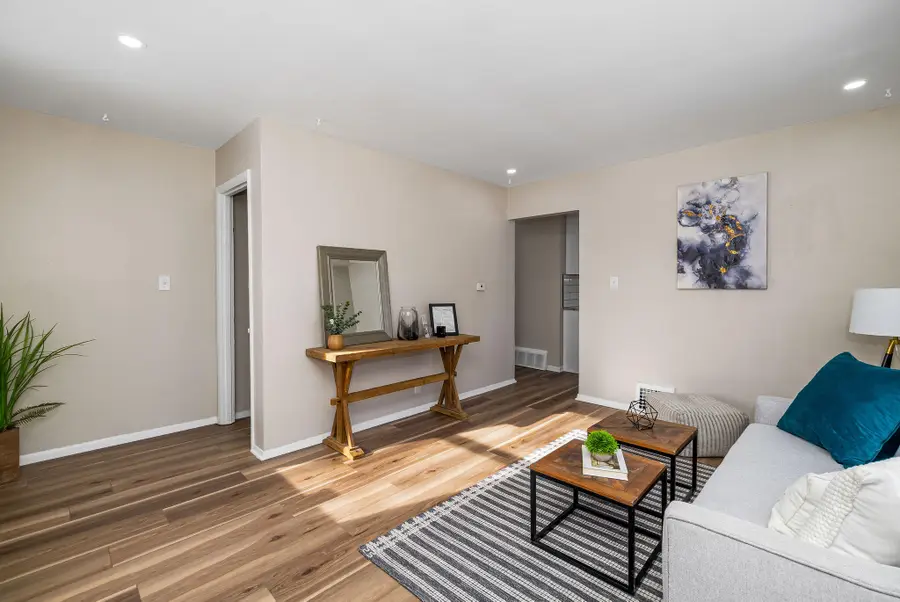 3526 W Glendale Ave, Milwaukee, WI 53209 - Image #3