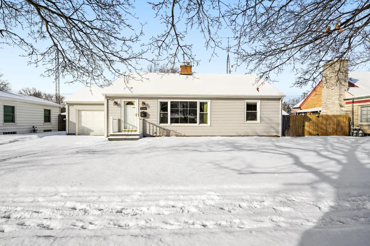 7108 Pershing Blvd, Kenosha, WI 53142 - Image #1