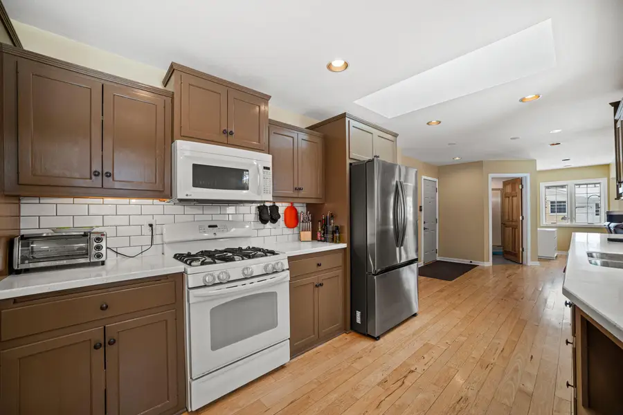 N50W14420 Fairmount Ave, Menomonee Falls, WI 53051 - Image #3