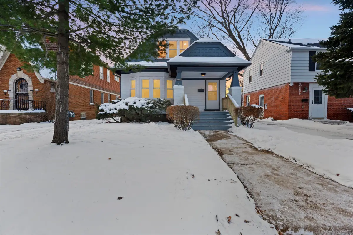 2945 N 73rd St, Milwaukee, WI 53210 - Image #1