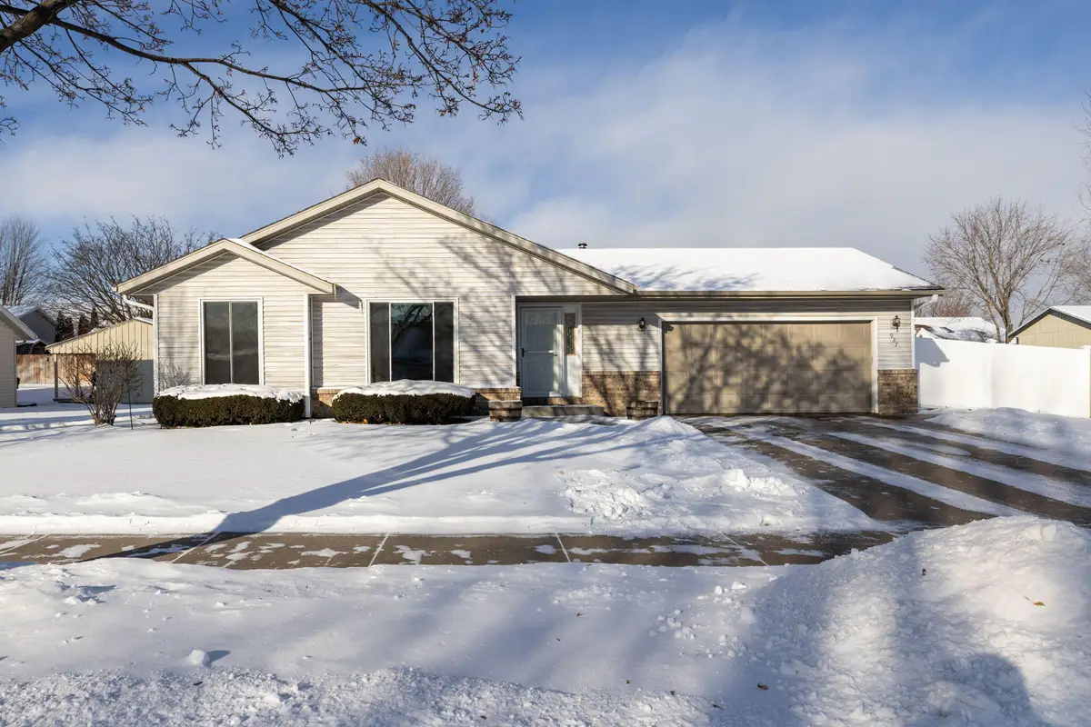 927 Streblow St, Onalaska, WI 54650 - Image #1