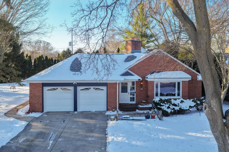 2853 N Colonial Dr, Milwaukee, WI 53222 - Image #3