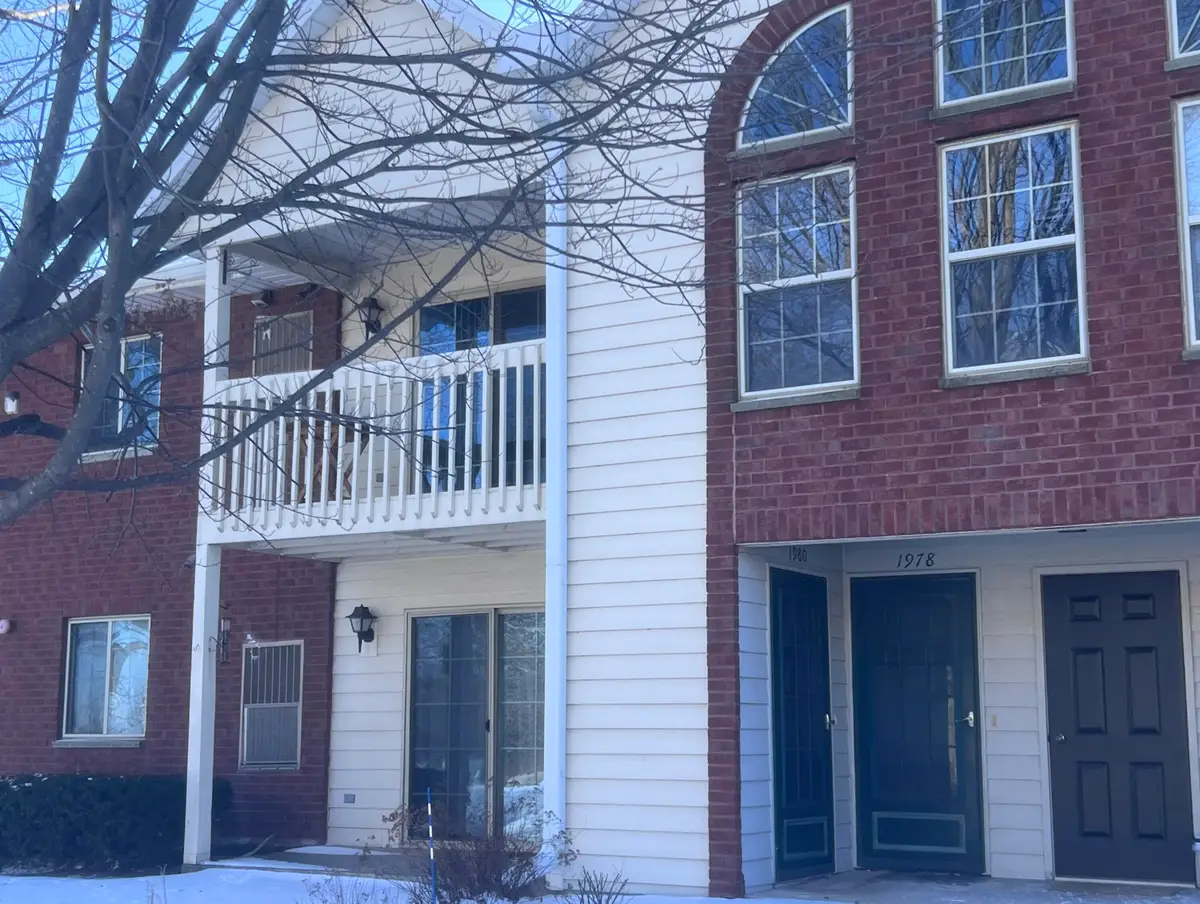 1978 Parknoll Ln, Port Washington, WI 53074 - Image #1