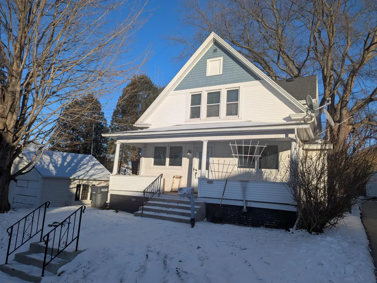 1223 S 23rd St, Sheboygan, WI 53081 - Image #1