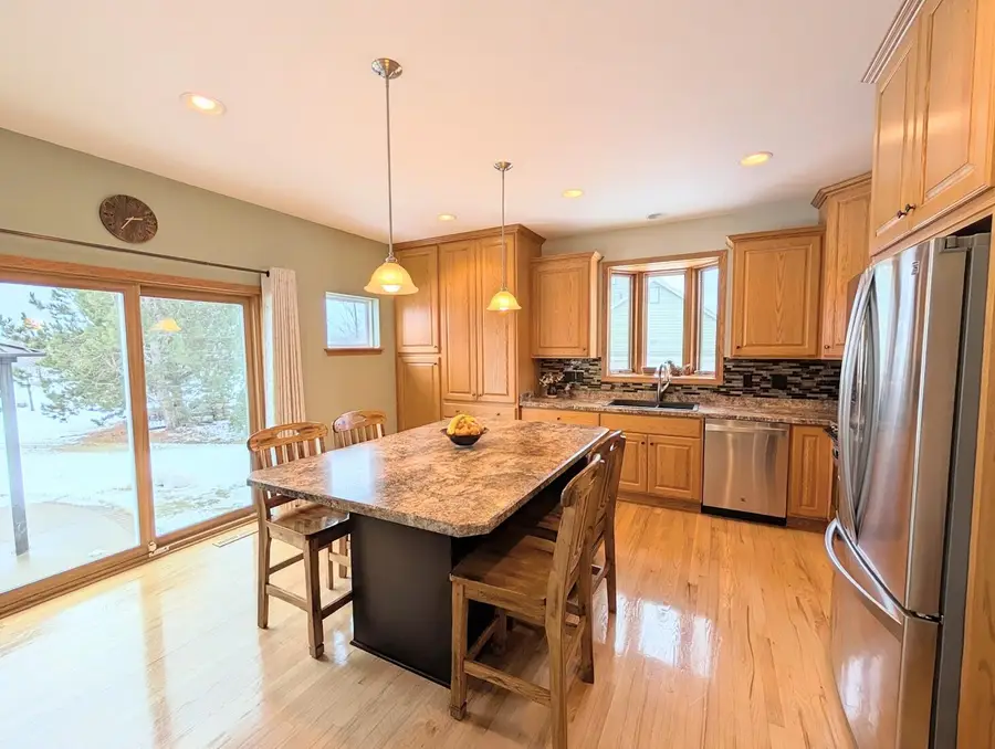 N108W14895 Bel Aire Ln, Germantown, WI 53022 - Image #3