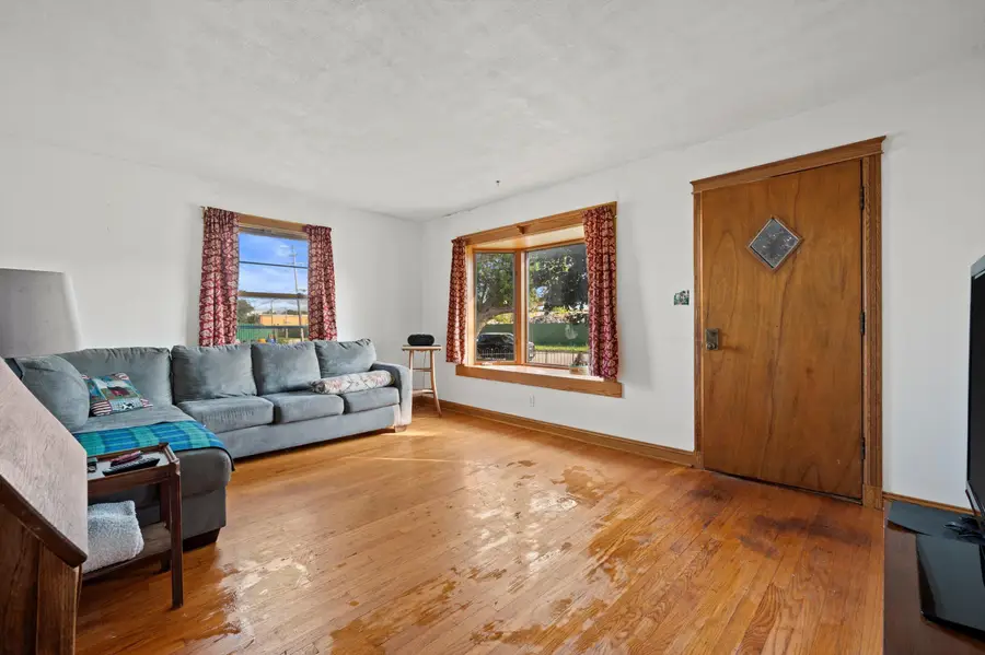 8720 W Kaul Ave, Milwaukee, WI 53225 - Image #3