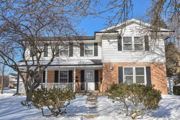 4260 Tumblewood Ln, Greendale, WI 53129