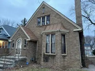 5460 N 37th St, Milwaukee, WI 53209 - Image #1