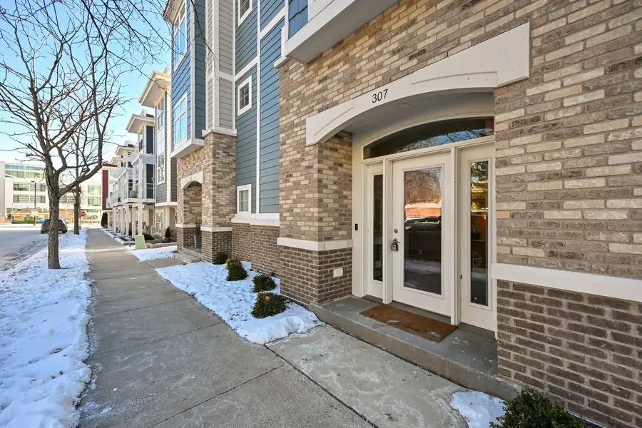 307 E Pier St, Port Washington, WI 53074 - Image #2
