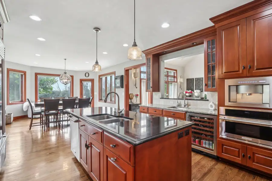 14165 Lindsay Dr, Brookfield, WI 53005 - #3