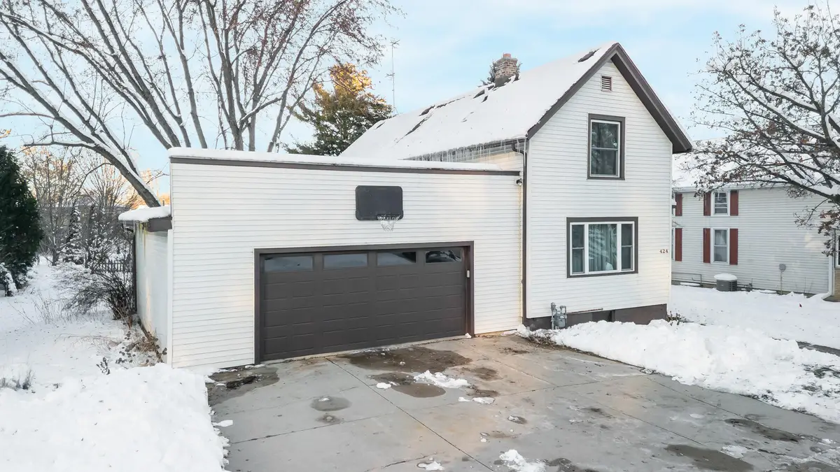 424 Fremont St, Plymouth, WI 53073 - Image #1