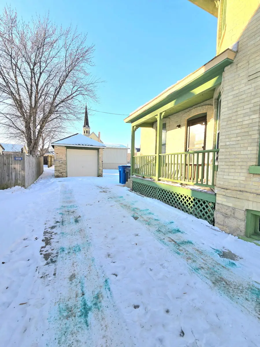 210 N 8th St, Watertown, WI 53094 - Image #3
