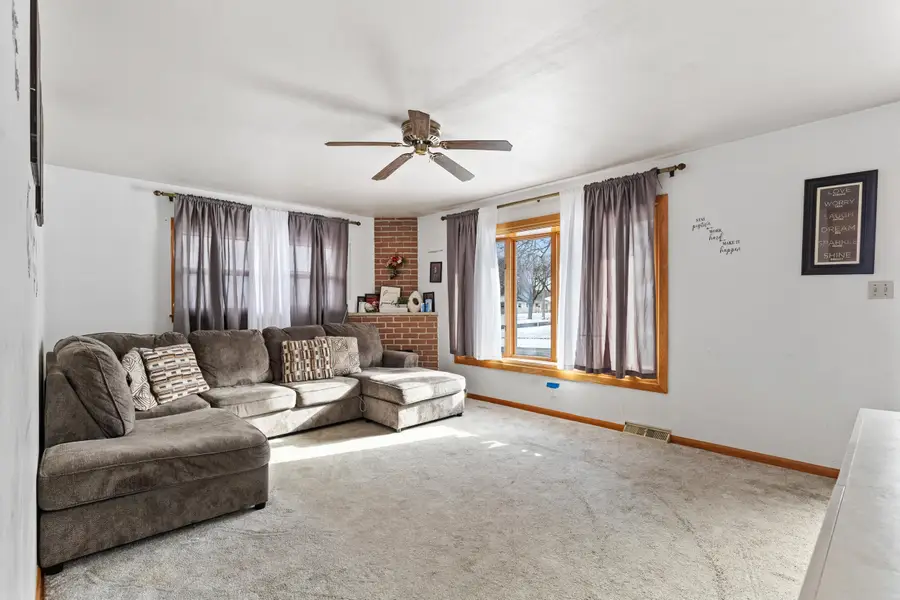 1608 W Whitaker Ave, Milwaukee, WI 53221 - Image #2