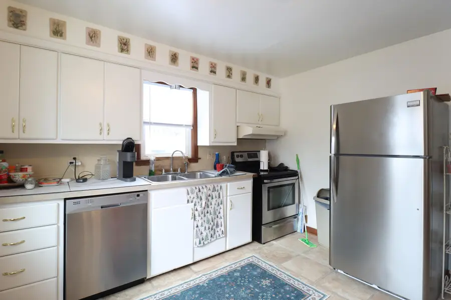 1622 Cleveland Ave, Racine, WI 53405 - #3