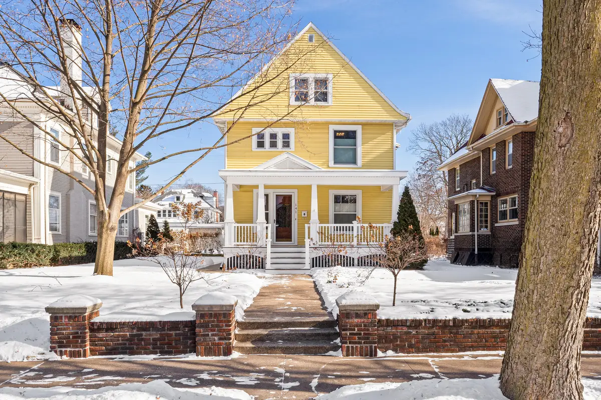 141 13th St S, La Crosse, WI 54601 - Image #1