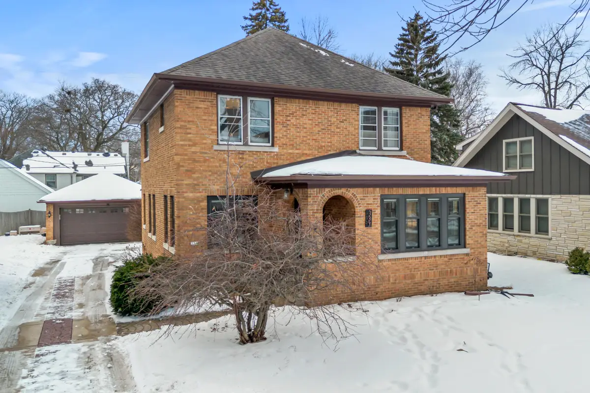 333 E Day Ave, Whitefish Bay, WI 53217 - #1