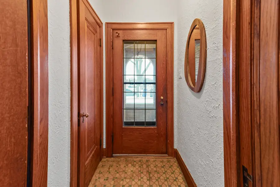 333 E Day Ave, Whitefish Bay, WI 53217 - #3