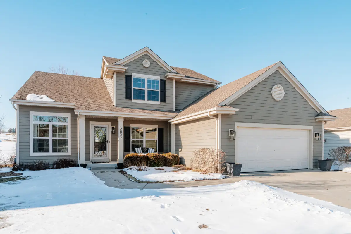 3822 Creekside Dr, Waukesha, WI 53189 - #1