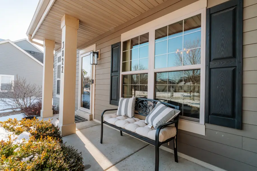 3822 Creekside Dr, Waukesha, WI 53189 - #3