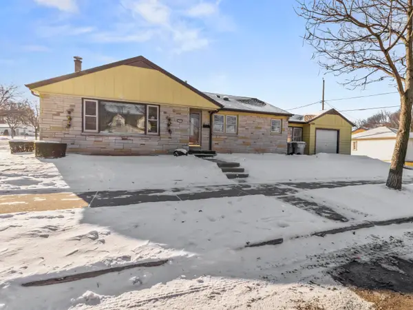 5701 W Stack Dr, Milwaukee, WI 53219