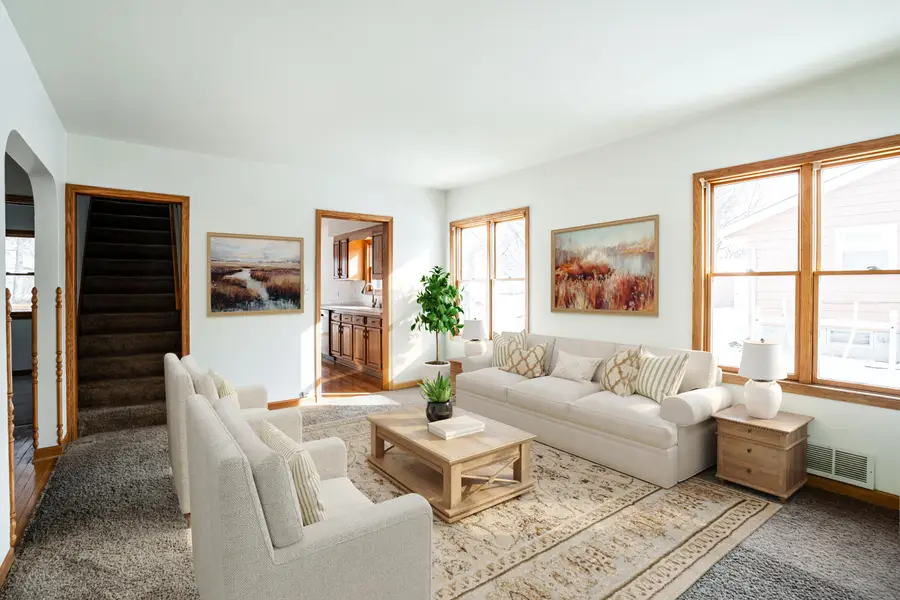 537 Pennsylvania Ave, West Bend, WI 53095 - Image #2