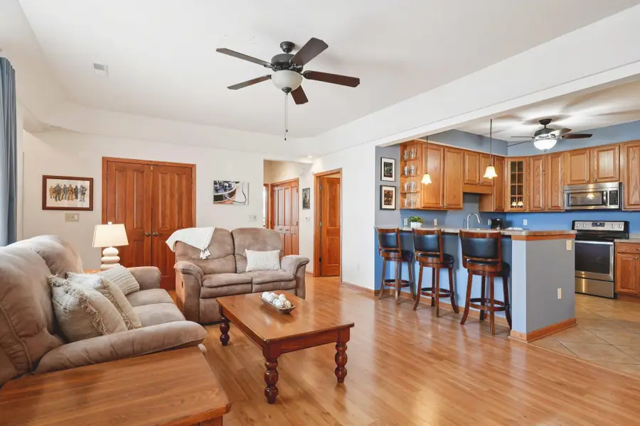 1620 Grey Fox Trl, Mukwonago, WI 53149 - Image #3