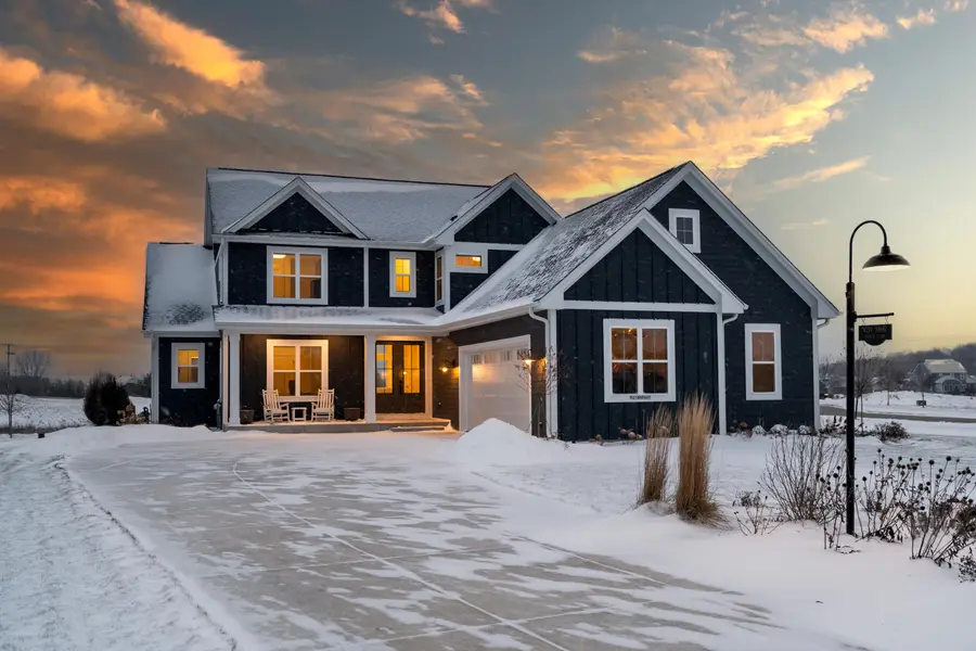 W274N6937 Pintail Ct, Lisbon, WI 53089 - #2