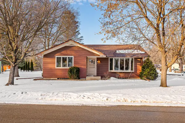 217 Lake St, Holmen, WI 54636