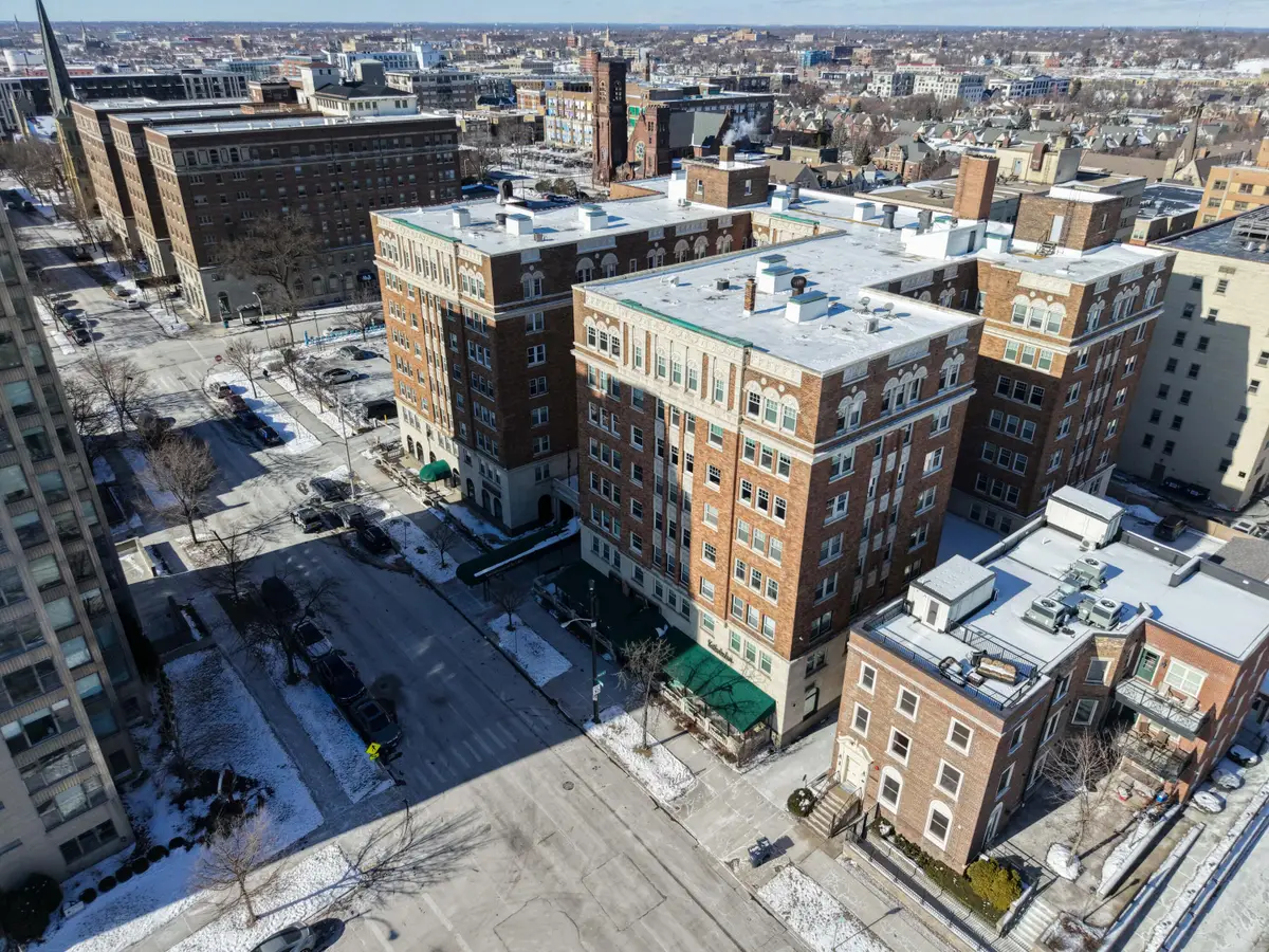 1028 E Juneau Ave, Milwaukee, WI 53202 - Image #1