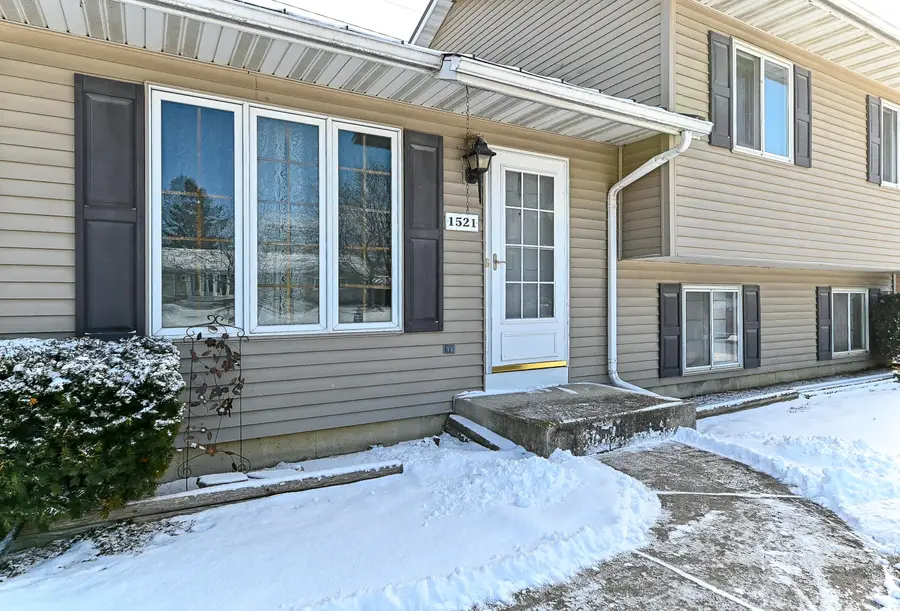 1521 Prairie Dr, Mount Pleasant, WI 53406 - Image #2