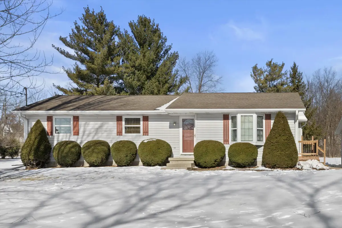 W326S8064 County Road Ee, Mukwonago, WI 53149 - #1