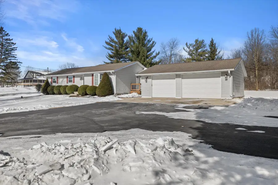 W326S8064 County Road Ee, Mukwonago, WI 53149 - #2
