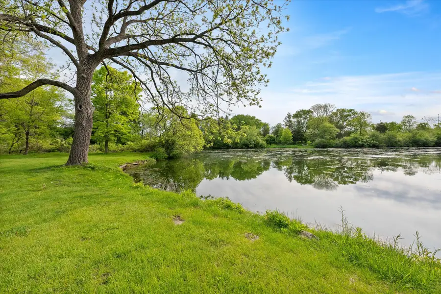 8704 W Bonniwell Rd, Mequon, WI 53097 - Image #2