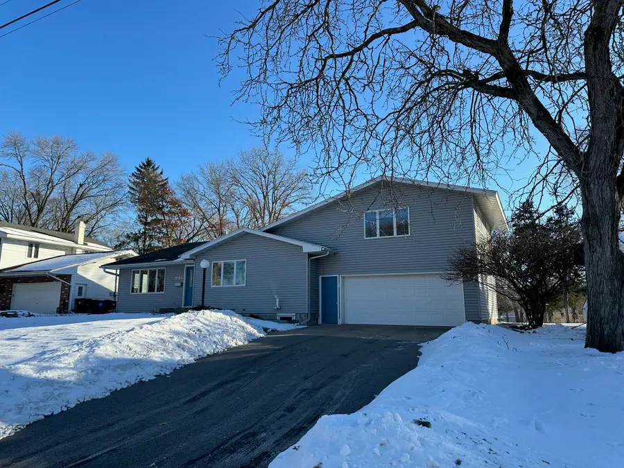 1014 Green Bay St, Onalaska, WI 54650 - Image #2