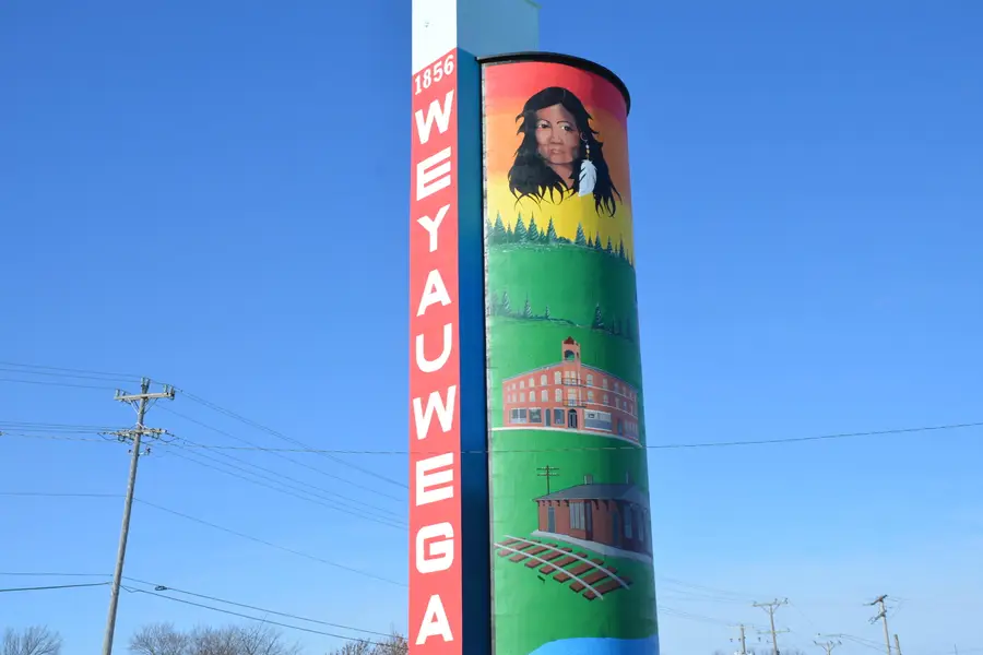 N2253 Main St, Weyauwega, WI 54983 - Image #2