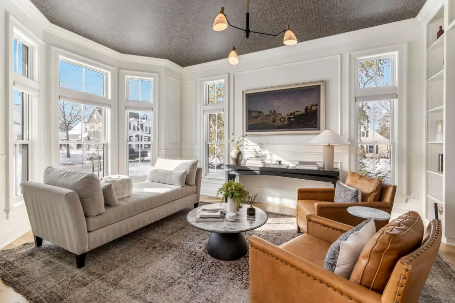 545 Wisconsin Ave, Delafield, WI 53018 - #3