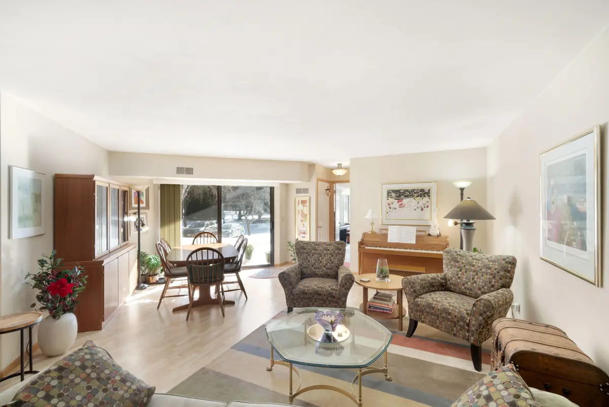 1600 W Green Tree Rd, Glendale, WI 53209 - #1