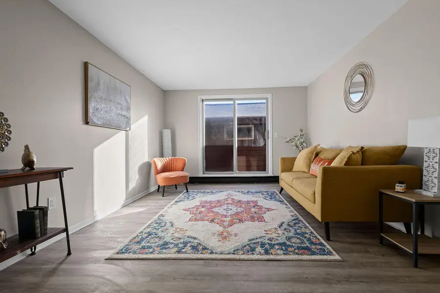 10259 W Whitnall Edge Dr, Franklin, WI 53132 - #3